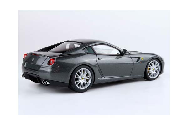 FERRARI 599 GTB FIORANO 2006 MANUAL GEAR - MADE IN ITALY SILVERSTONE GREY / ФЕРРАРИ 599 ГТБ 2006 МЕХАНИКА 1:18 СЕРЫЙ — фото 5