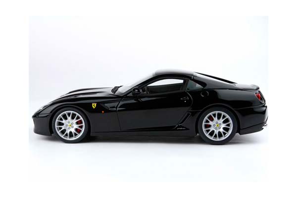 FERRARI 599 GTB FIORANO 2006 MANUAL GEAR - MADE IN ITALY DS BLACK / ФЕРРАРИ 599 ГТБ 2006 МЕХАНИКА 1:18 ЧЕРНЫЙ — фото 5