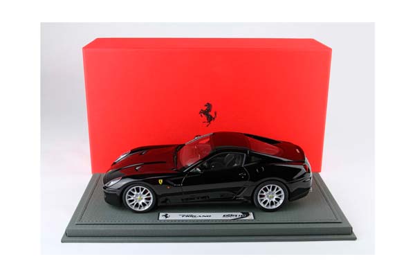 FERRARI 599 GTB FIORANO 2006 MANUAL GEAR - MADE IN ITALY DS BLACK / ФЕРРАРИ 599 ГТБ 2006 МЕХАНИКА 1:18 ЧЕРНЫЙ — фото 8
