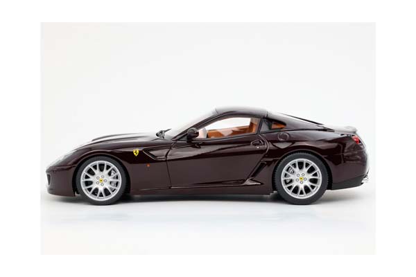 FERRARI 599 GTB FIORANO 2006 MANUAL GEAR - MADE IN ITALY VINACCIA CUOIO COLOR INTERIOR / ФЕРРАРИ 599 ГТБ 2006 МЕХАНИКА 1:18 БОРДОВЫЙ — фото 10