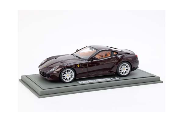 FERRARI 599 GTB FIORANO 2006 MANUAL GEAR - MADE IN ITALY VINACCIA CUOIO COLOR INTERIOR / ФЕРРАРИ 599 ГТБ 2006 МЕХАНИКА 1:18 БОРДОВЫЙ — фото 2