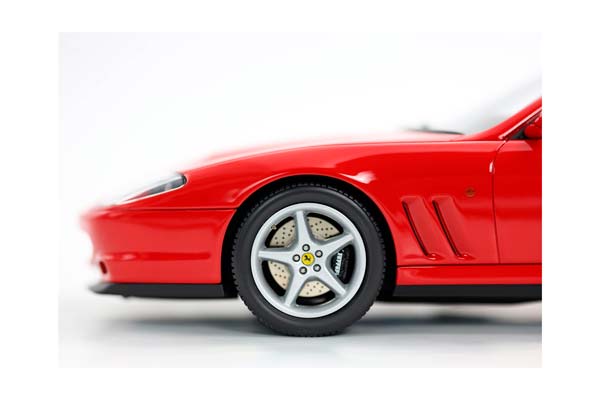 FERRARI 550 MARANELLO 1996 - MADE IN ITALY ROSSO CORSA - BEIGE / ФЕРРАРИ 550 МАРАНЕЛЛО 1996 1:18 КРАСНЫЙ — фото 8