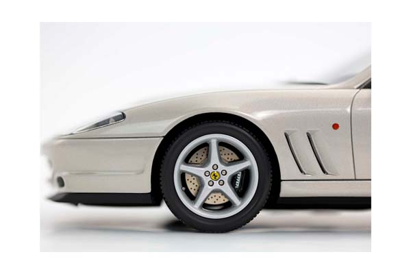 FERRARI 550 MARANELLO 1996 - MADE IN ITALY GRIGIO INGRID - BORDEAUX / ФЕРРАРИ 550 МАРАНЕЛЛО 1996 1:18 БОРДОВЫЙ — фото 7