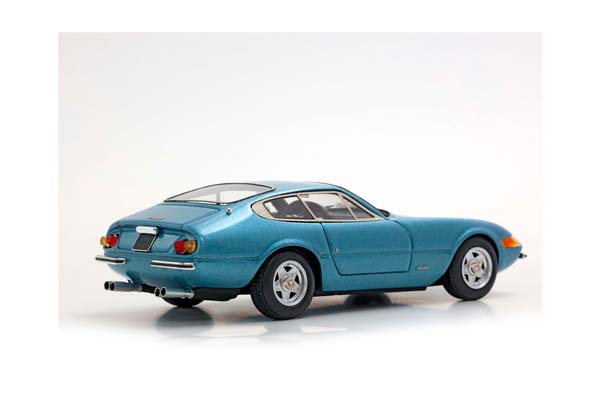 FERRARI 365 GTB/4 DAYTONA METALLIC LIGHT BLUE / ФЕРРАРИ 365 ГТБ 4 ДАЙТОНА МЕТАЛЛИК ЛИГХТ 1:43 ГОЛУБОЙ — фото 5