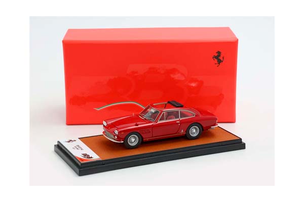 FERRARI 330 GT 2+2 TWINLIGHT AND OPEN ROOF BORDEAUX AND RED INTERIOR S/N 5863 / ФЕРРАРИ 330 ГТ 2+2 ТВИНЛИГХТ ОТКРЫТАЯ КРЫША БОРДЕАУКС САЛОН С 1:43 БОРДОВЫЙ — фото 7
