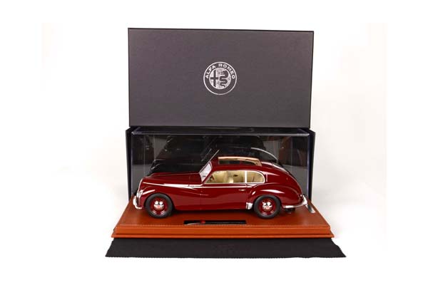 ALFA ROMEO FRECCIA D ORO RED / АЛЬФА РОМЕО ФРЕЧЧА Д 1:18 КРАСНЫЙ — фото 3