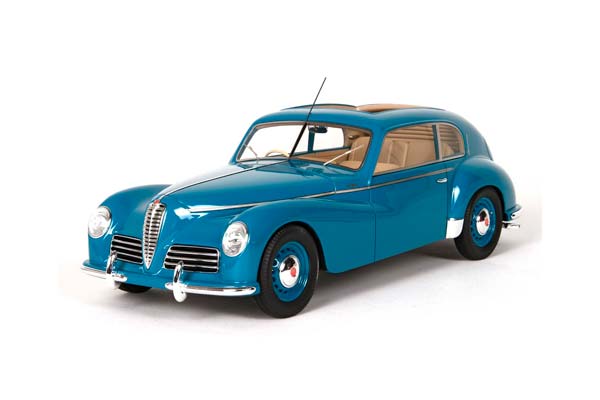 ALFA ROMEO FRECCIA D ORO / АЛЬФА РОМЕО ФРЕЧЧА Д 1:18 ЗОЛОТОЙ — фото 4