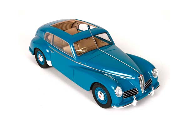 ALFA ROMEO FRECCIA D ORO / АЛЬФА РОМЕО ФРЕЧЧА Д 1:18 ЗОЛОТОЙ — фото 6