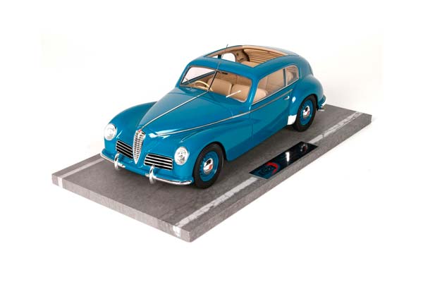 ALFA ROMEO FRECCIA D ORO / АЛЬФА РОМЕО ФРЕЧЧА Д 1:18 ЗОЛОТОЙ — фото 1