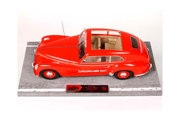 ALFA ROMEO FRECCIA D ORO AMMIRAGLIA GIRO D ITALIA / АЛЬФА РОМЕО ФРЕЧЧА Д АММИРАГЛИА ГИРО Д ИТАЛИА 1:18 ЗОЛОТОЙ — фото 2