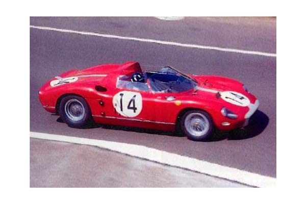 FERRARI 330 P-64 N° 14 - 2ND PLACE 24 H LE MANS 1964 - DRIVERS BONNIER - G. HILL / ФЕРРАРИ 330 П-64 №° 14 1964 1:18 — фото 1