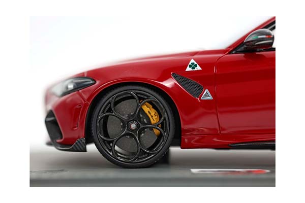 ALFA ROMEO GIULIA GTA SPECIAL VERSION ROSSO COMPETIZIONE - REAR SPOILER / АЛЬФА РОМЕО ДЖУЛИЯ ГТА СПЕКИАЛ ВЕРСИОН КОМПЕТИЦИОНЕ 1:18 КРАСНЫЙ — фото 4