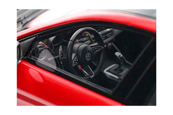 ALFA ROMEO GIULIA GTA SPECIAL VERSION ROSSO COMPETIZIONE - REAR SPOILER / АЛЬФА РОМЕО ДЖУЛИЯ ГТА СПЕКИАЛ ВЕРСИОН КОМПЕТИЦИОНЕ 1:18 КРАСНЫЙ — фото 5