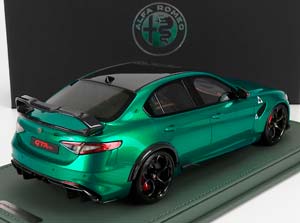 ALFA ROMEO GIULIA GTAM 2020 - CON VETRINA - WITH SHOWCASE, VERDE MONTREAL - GREEN MET — фото 2