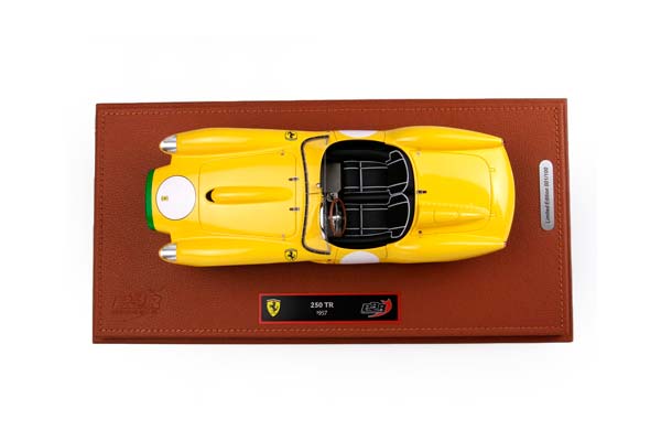 FERRARI 250 TESTAROSSA 1957 YELLOW / ФЕРРАРИ 250 ТЕСТАРОССА 1957 1:18 ЖЕЛТЫЙ — фото 3