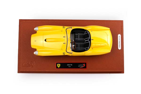FERRARI 250 TESTAROSSA 1957 YELLOW / ФЕРРАРИ 250 ТЕСТАРОССА 1957 1:18 ЖЕЛТЫЙ — фото 3
