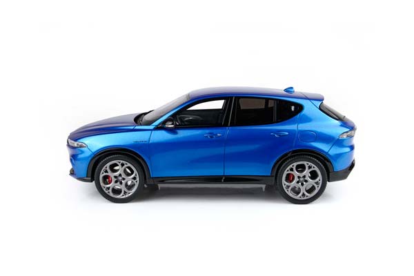 ALFA ROMEO TONALE VELOCE PLUG-IN HYBRID BLUE MISANO / АЛЬФА РОМЕО ТОНАЛЕ ВЕЛОКЕ ПЛУГ-ИН ХИБРИД МИСАНО 1:18 СИНИЙ — фото 5