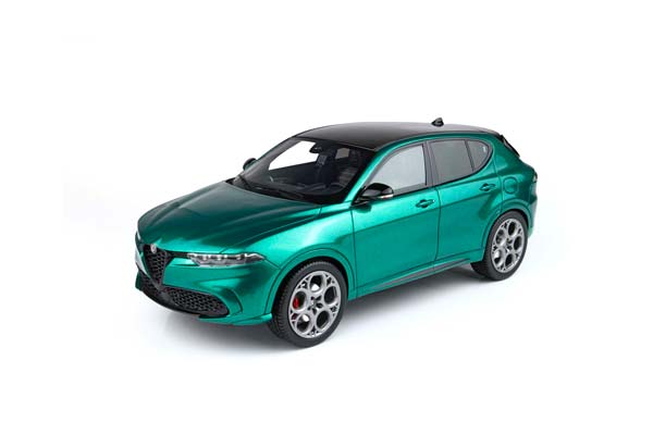 ALFA ROMEO TONALE TRIBUTO PLUG-IN HYBRID GREEN MONTREAL / АЛЬФА РОМЕО ТОНАЛЕ ТРИБУТО ПЛУГ-ИН ХИБРИД МОНТРЕАЛ 1:18 ЗЕЛЕНЫЙ — фото 3
