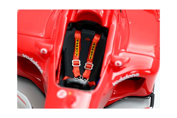 FERRARI F2002 GP FRANCE SCHUMACHER - WORLD CHAMPION / ФЕРРАРИ Ф2002 ГРАН-ПРИ ФРАНКЕ СКХУМАКХЕР 1:18 — фото 7