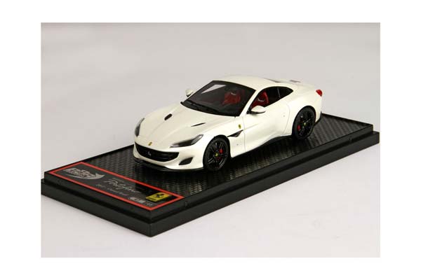 FERRARI PORTOFINO CLOSED ROOF FUJI WHITE / ФЕРРАРИ ПОРТОФИНО ЗАКРЫТАЯ КРЫША ФУДЖИ 1:43 БЕЛЫЙ