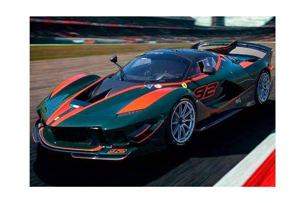 FERRARI FXXK EVO VERDE GB - RACE NUMBER 92 / ФЕРРАРИ ФХХК ЕВО ГБ 1:43 ЗЕЛЕНЫЙ