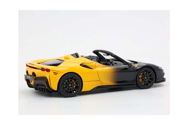 FERRARI SF90 SPIDER BICOLOR GIALLO MODENA - NEW BLACK DAYTONA / ФЕРРАРИ СФ90 СПАЙДЕР БИКОЛОР 1:43 ЖЕЛТЫЙ — фото 6