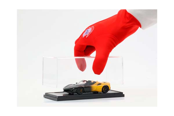 FERRARI SF90 SPIDER BICOLOR GIALLO MODENA - NEW BLACK DAYTONA / ФЕРРАРИ СФ90 СПАЙДЕР БИКОЛОР 1:43 ЖЕЛТЫЙ — фото 2