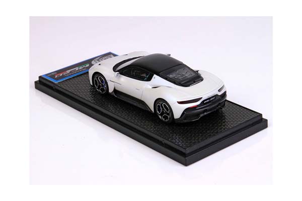 MASERATI MC20 2020 BIANCO AUDACE / МАЗЕРАТИ МС20 2020 АУДАКЕ 1:43 БЕЛЫЙ — фото 2