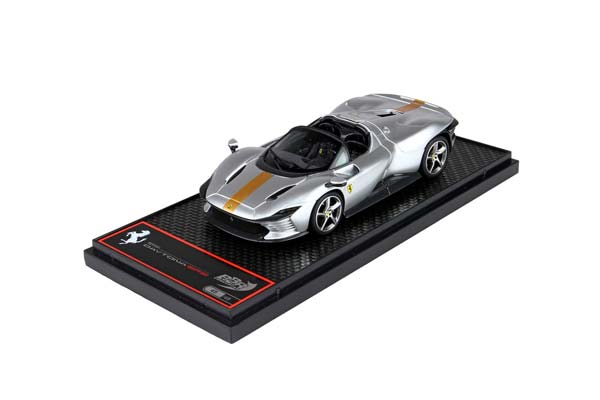 FERRARI DAYTONA SP3 SERIE ICONA ARGENTO NURBURGRING / ФЕРРАРИ ДАЙТОНА СП3 СЕРИЕ ИКОНА НУРБУРГРИНГ 1:43 СЕРЕБРИСТЫЙ