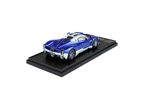 PAGANI UTOPIA M208 BLUE / ПАГАНИ УТОПИЯ М208 1:43 СИНИЙ — фото 2