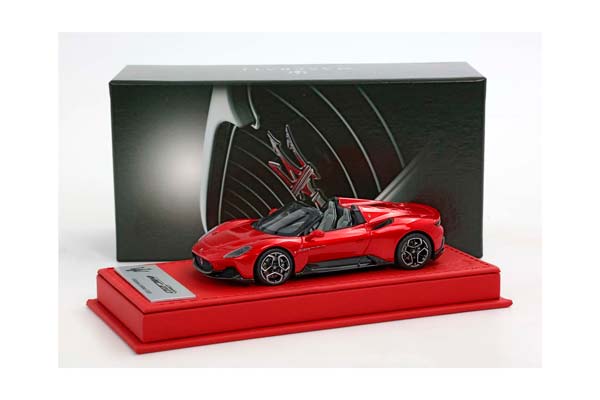 MASERATI MC20 CIELO - GENUINE LEATHER BASE RED VINCENTE - BIRDCAGE RIMS / МАЗЕРАТИ МС20 КИЕЛО 1:43 КРАСНЫЙ — фото 3