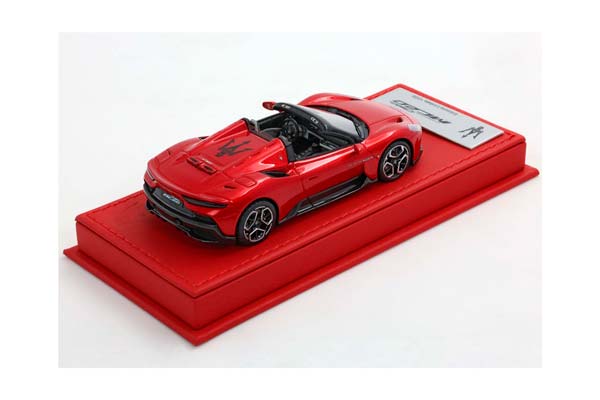 MASERATI MC20 CIELO - GENUINE LEATHER BASE RED VINCENTE - BIRDCAGE RIMS / МАЗЕРАТИ МС20 КИЕЛО 1:43 КРАСНЫЙ — фото 2