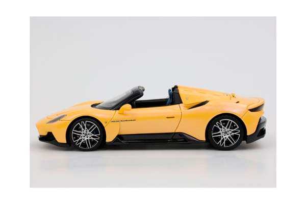 MASERATI MC20 CIELO 2022 NEW VERSIONS YELLOW GENIO - MMXX DESIGN RIMS / МАЗЕРАТИ МС20 КИЕЛО 2022 НЕВ ВЕРСИОНС ГЕНИО 1:43 ЖЕЛТЫЙ — фото 5