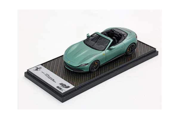 FERRARI ROMA SPIDER VERDE MEDIO MATT - YELLOW BRAKES / ФЕРРАРИ РОМА СПАЙДЕР МЕДИО МАТТ 1:43 ЖЕЛТЫЙ