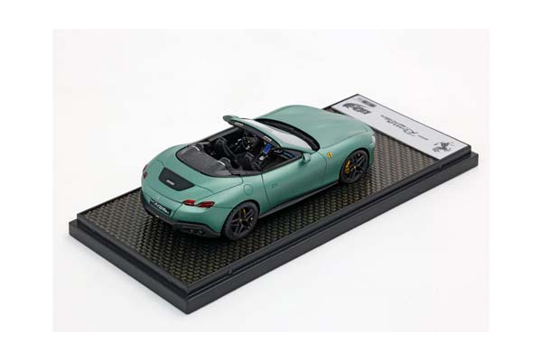 FERRARI ROMA SPIDER VERDE MEDIO MATT RED BRAKES / ФЕРРАРИ РОМА СПАЙДЕР МЕДИО МАТТ БРАКЕС 1:43 КРАСНЫЙ — фото 2