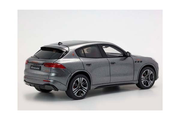 MASERATI GRECALE FOLGORE 2022 GREY LAVA / МАЗЕРАТИ ГРЕКАЛЕ ФОЛЬГОРЕ 2022 ЛАВА 1:43 СЕРЫЙ — фото 4