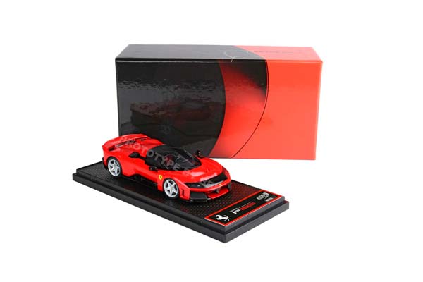 FERRARI F80 ROSSO CORSA - SILVER WHEELS / ФЕРРАРИ Ф80 1:43 КРАСНЫЙ — фото 2