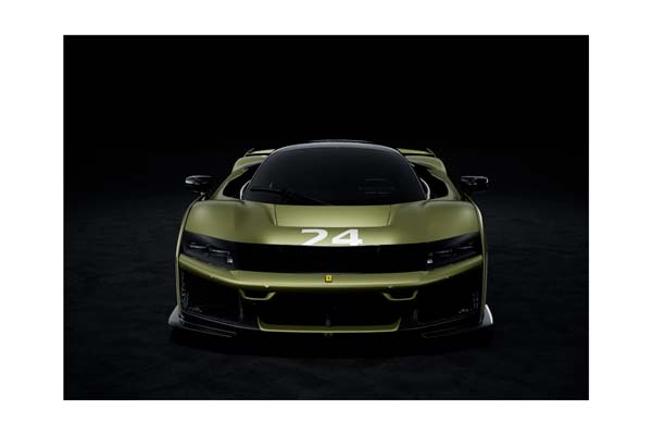 FERRARI F80 CARBON OPTIONAL RACE N.24 MATT VERDE MASONI - BICOLOR WHEELS WHEELS CARBON AND SILVER / ФЕРРАРИ Ф80 КАРБОН ОПТИОНАЛ РАКЕ № 24 МАТТ МАСОНИ 1:43 ЗЕЛЕНЫЙ