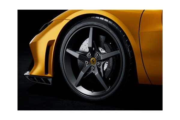 FERRARI 296 SPECIALE A GIALLO TRISTRATO / ФЕРРАРИ 296 СПЕКИАЛЕ А ТРИСТРАТО 1:43 ЖЕЛТЫЙ — фото 2