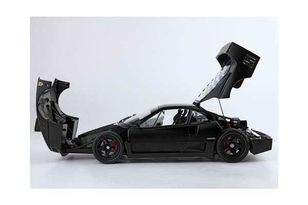 FERRARI F40 MATT BLACK AND BLACK SEATS BBR-KYOSHO / ФЕРРАРИ Ф40 МАТТ СЕАТС ББР-КИОСХО 1:18 ЧЕРНЫЙ — фото 6