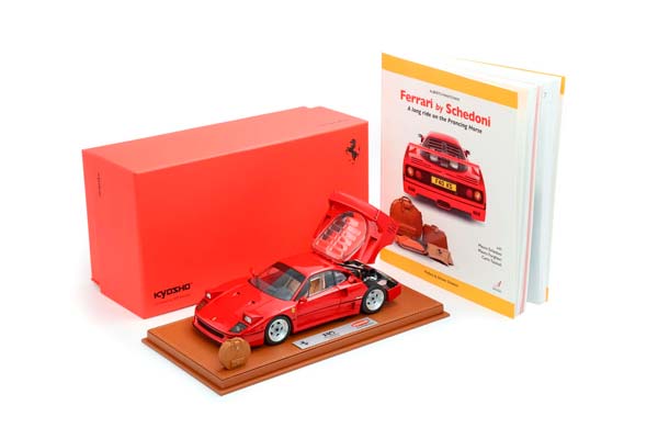FERRARI F40 1987 ROSSO CORSA - MANSELL - FULL OPEN DIECAST WITH SCHEDONI BOOK AND SUITCASE MINIATURE / ФЕРРАРИ Ф40 1987 1:18 КРАСНЫЙ