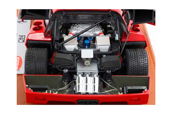 FERRARI F40 1987 ROSSO CORSA - MANSELL - FULL OPEN DIECAST WITH SCHEDONI SUITCASE MINIATURE / ФЕРРАРИ Ф40 1987 1:18 КРАСНЫЙ — фото 4