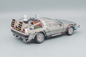DELOREAN DMC-12 TIME MACHINE, BACK TO THE FUTURE ULTIMATE EDITION — фото 2