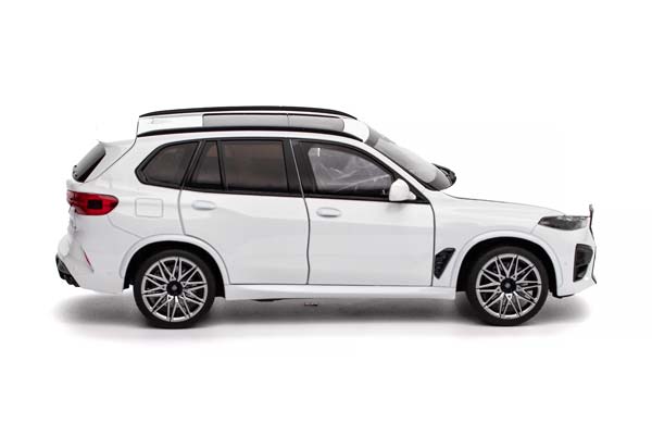 BMW F95 X5 M COMPETITION 2026 WHITE (LENGTH 20 CM, WITHOUT PACKAGING) / БМВ F95 X5 M КОМПЕТИШН 2026 БЕЛЫЙ (ДЛИНА 20 СМ, БЕЗ УПАКОВКИ) — фото 8