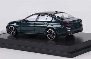 BMW F90 M5 2025 GREEN / БМВ Ф90 М5 ЗЕЛЕНЫЙ (ДЛИНА 7-10 СМ) — фото 2