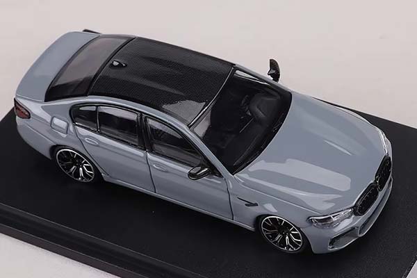 BMW F90 M5 2025 LIGHT GREY / БМВ F90 M5 2025 СВЕТЛО-СЕРЫЙ (ДЛИНА МОДЕЛИ 7-10 СМ) / 0 — фото 3