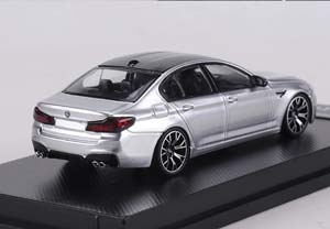 BMW F90 M5 2025 SILVER / БМВ Ф90 М5 СЕРЕБРИСТЫЙ (ДЛИНА 7-10 СМ) — фото 2