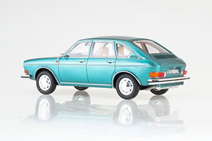 VW VOLKSWAGEN 411 1969 METALLIC TURQUOISE GREEN — фото 3