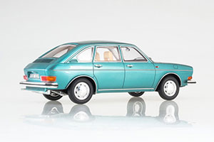 VW VOLKSWAGEN 411 1969 METALLIC TURQUOISE GREEN — фото 2