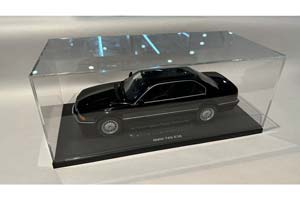БОКС-КОЛПАК АКРИЛОВЫЙ ДЛЯ МОДЕЛЕЙ KK-SCALE МАСШТАБ 1:18 ТИП-1 С ВЫРЕЗОМ (МОДЕЛЬ В КОМПЛЕКТ НЕ ВХОДИТ) — фото 4